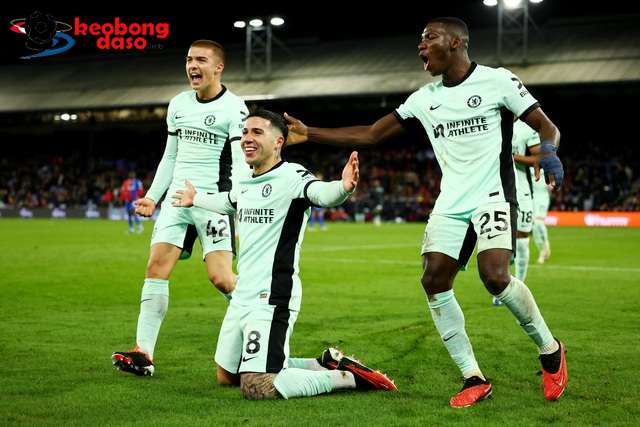  Chelsea ngược dòng thắng derby khi Gallagher gieo sầu cho Crystal Palace