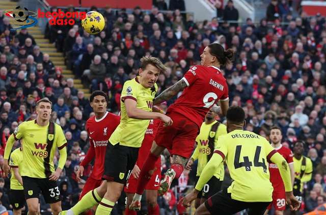  "Tam tấu" bùng nổ, Liverpool vượt lên ngôi đầu Ngoại hạng Anh