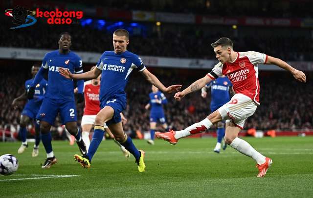  Arsenal thắng "hủy diệt" Chelsea, Havertz xát muối vào nỗi đau đội cũ