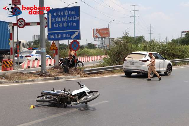  TP Thủ Đức: Điều tra vụ ô tô tạt đầu xe máy trên đường Võ Chí Công