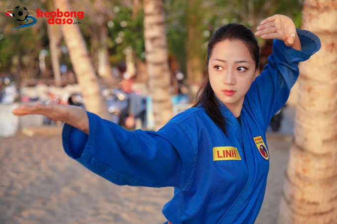 Hoa khôi wushu Vũ Thùy Linh bỏ làm MC, trở lại nghiệp võ