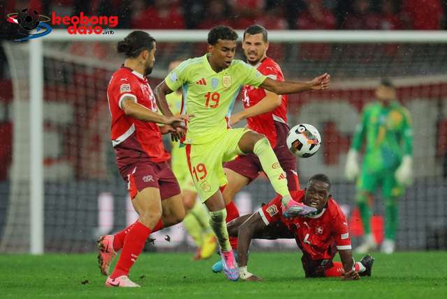  Tây Ban Nha bùng nổ, thắng đẹp chủ nhà Thuỵ Sĩ ở Nations League