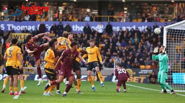  Trắng tay trước Man City, Wolverhampton đổ lỗi VAR và trọng tài