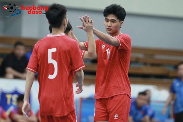  U19 futsal Việt Nam khiến Nga đánh rơi chiến thắng cuối trận