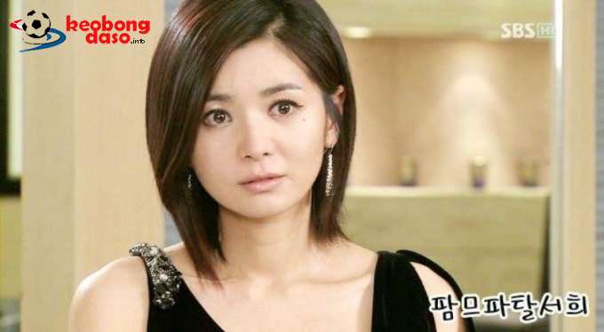 'Nàng tiên cá' Jang Seo Hee tuổi 52 thường cảm thấy cô đơn mỗi dịp Giáng sinh