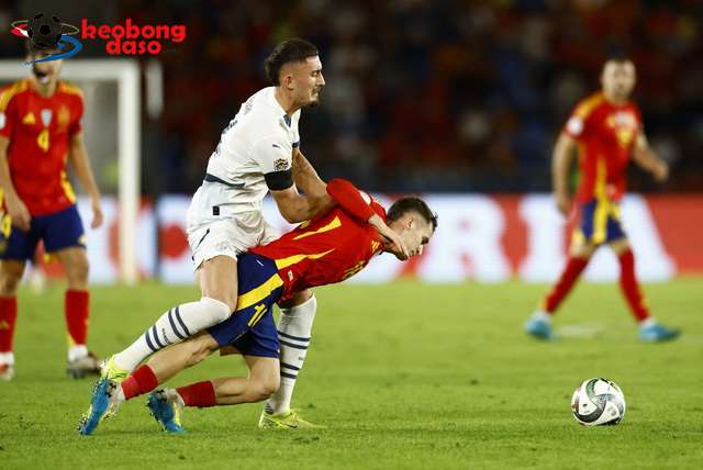  Thua nghẹt thở Tây Ban Nha, Thụy Sĩ rớt hạng Nations League