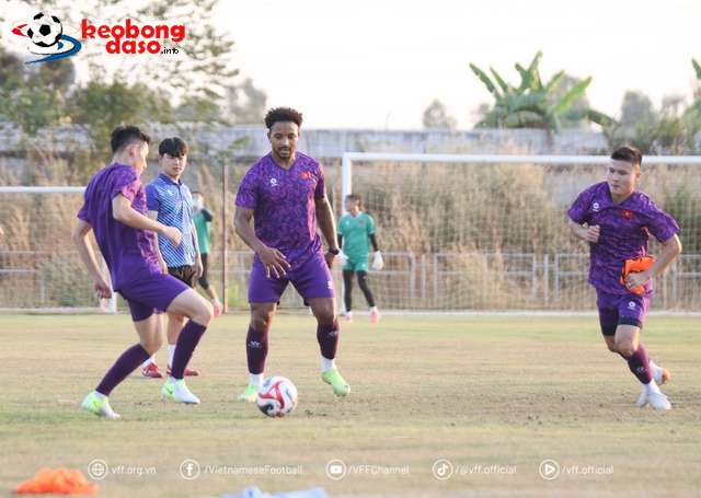 Tuyển thủ Việt Nam nói gì về Rafaelson?