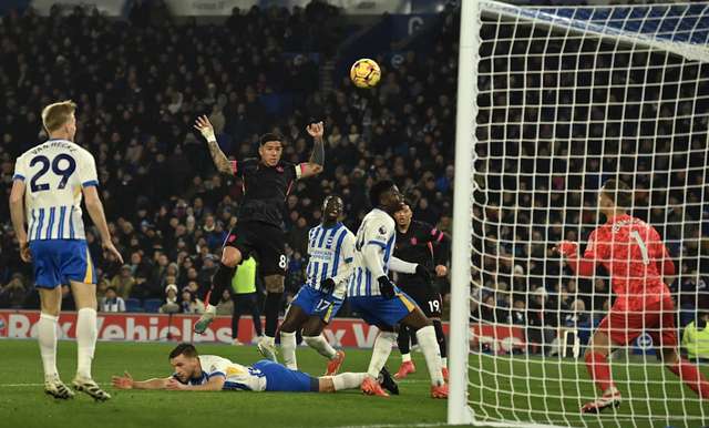  Chelsea thua thảm Brighton, nguy cơ văng khỏi top 4 Ngoại hạng Anh 