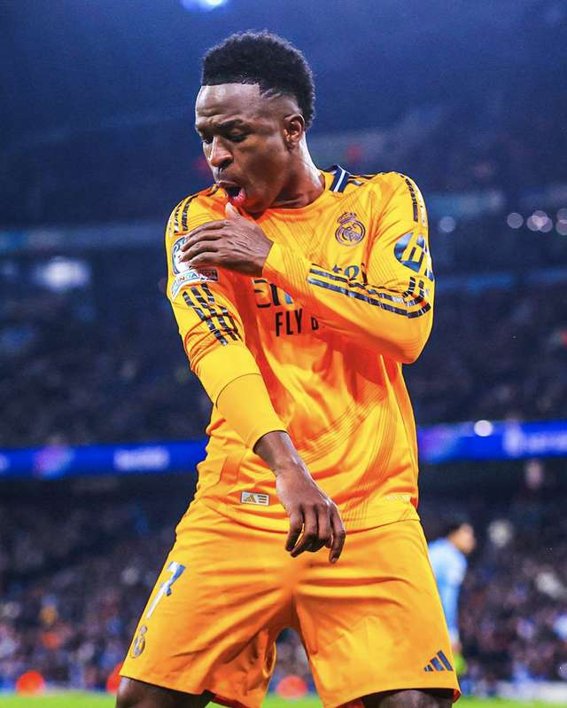  Fan chế giễu Vinicius để rồi Man City nhận cái kết đắng trước Real Madrid