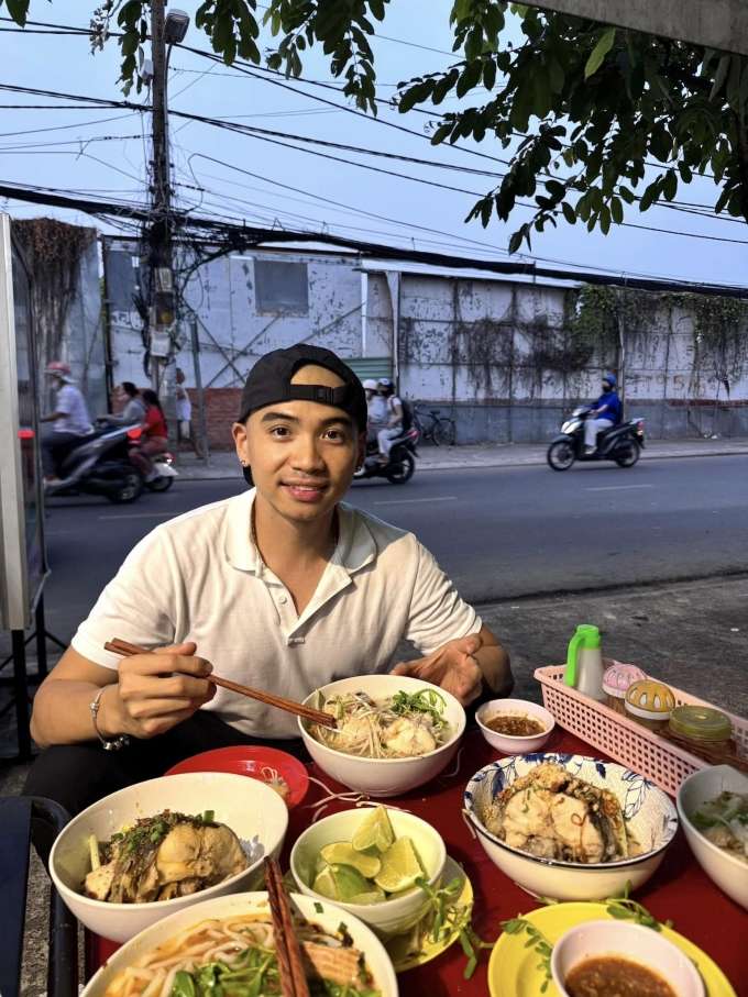 Bạn trai gọi H'Hen Niê là 'vợ'