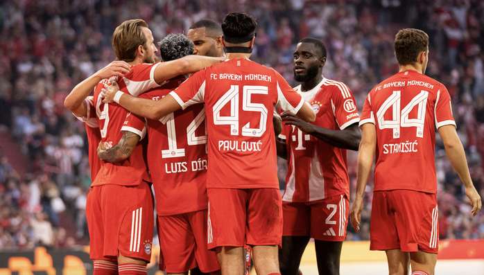 Bayern Munich thắng "5 sao" Hamburg, Harry Kane tăng tốc ghi bàn