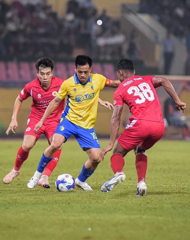 CLB Hà Nội "trảm tướng" sau 3 vòng đấu tại V-League 2025-2026