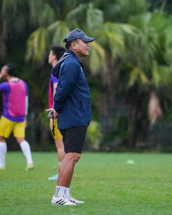 CLB Hà Nội "trảm tướng" sau 3 vòng đấu tại V-League 2025-2026