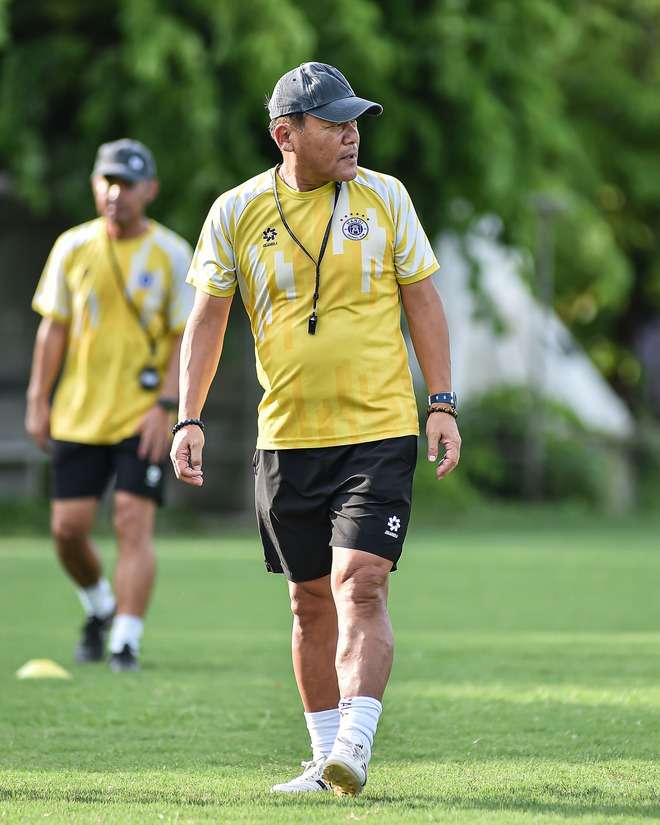 CLB Hà Nội "trảm tướng" sau 3 vòng đấu tại V-League 2025-2026