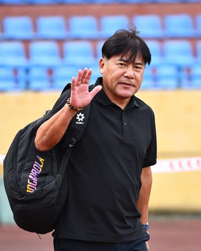 CLB Hà Nội "trảm tướng" sau 3 vòng đấu tại V-League 2025-2026