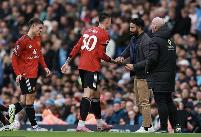 Haaland hủy diệt trận derby Manchester, Amorim khó giữ ghế ở Man United
