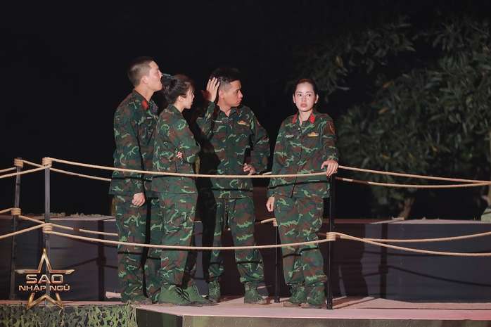  Hoà Minzy bùng nổ trong "Sao nhập ngũ"