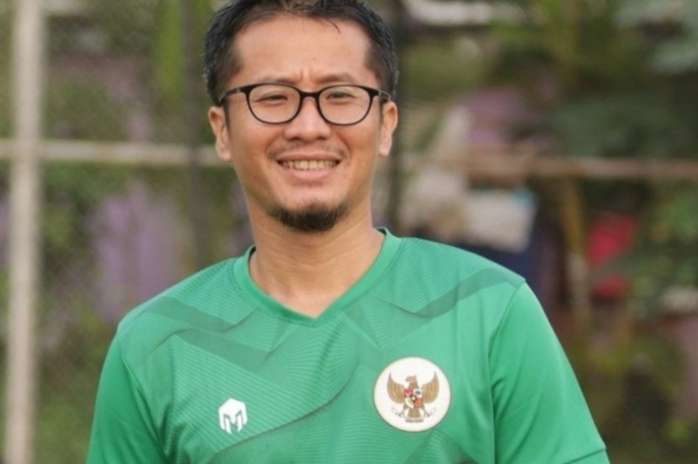 Cựu trợ lý Shin Tae-yong chỉ ra lý do Patrick Kluivert thất bại ở Indonesia
