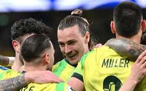 HLV Patrick Kluivert và đội ngũ trợ lý bị Indonesia sa thải