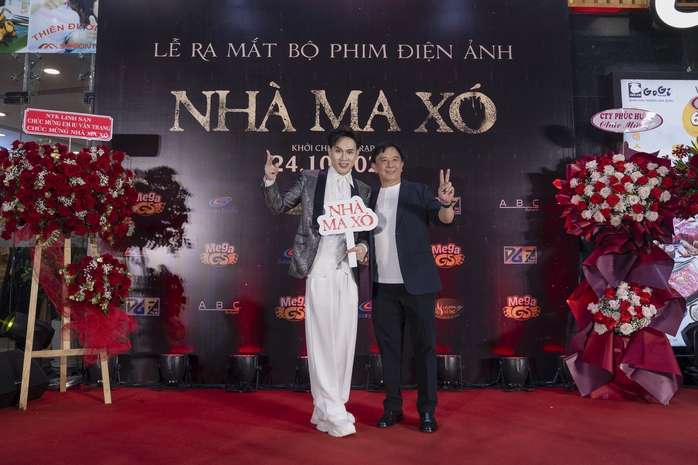 Hoài Lâm "quên lời" khi hát nhạc phim có Vân Trang, Quang Tuấn