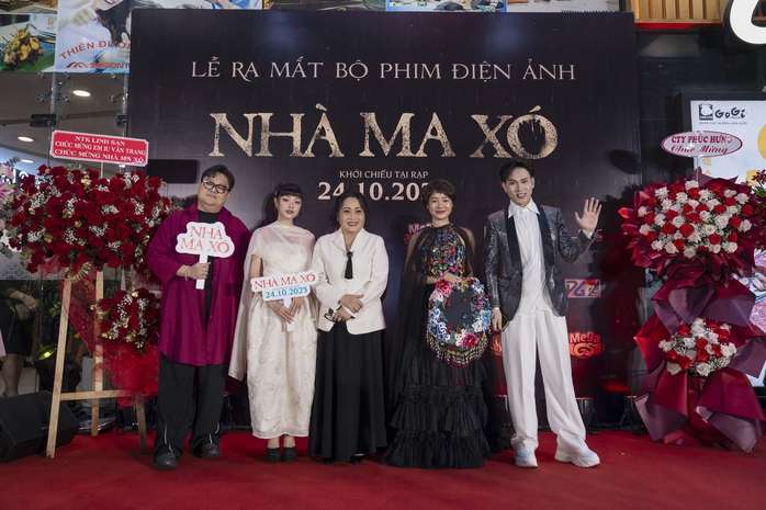 Hoài Lâm "quên lời" khi hát nhạc phim có Vân Trang, Quang Tuấn