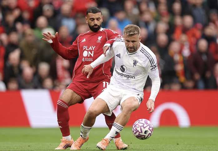 Man United phá sập "pháo đài" Anfield, Liverpool thua đau đại chiến