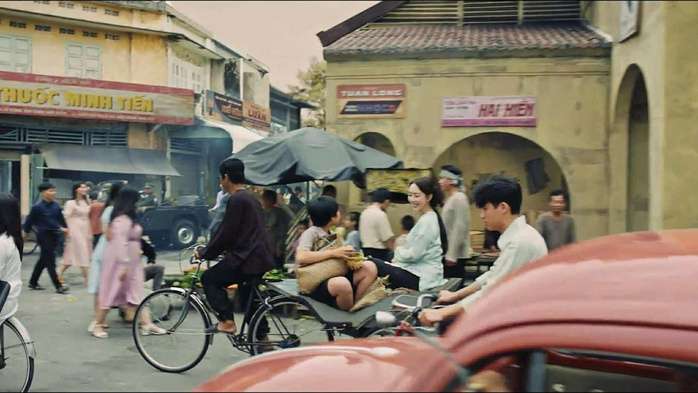 Thu Trang và Hồng Ánh "già nua" khác thường