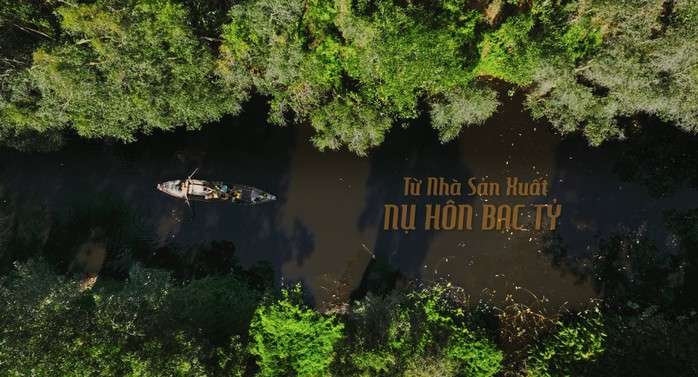Thu Trang và Hồng Ánh "già nua" khác thường