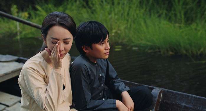 Thu Trang và Hồng Ánh "già nua" khác thường