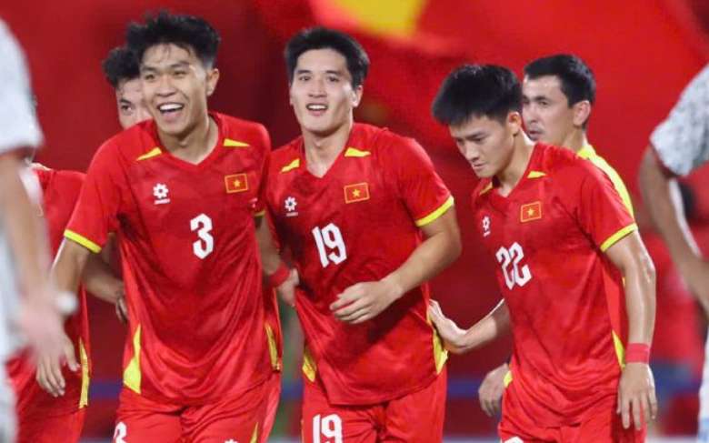 Vadim Nguyễn tạo ấn tượng trong lần đầu lên tuyển U23 Việt Nam