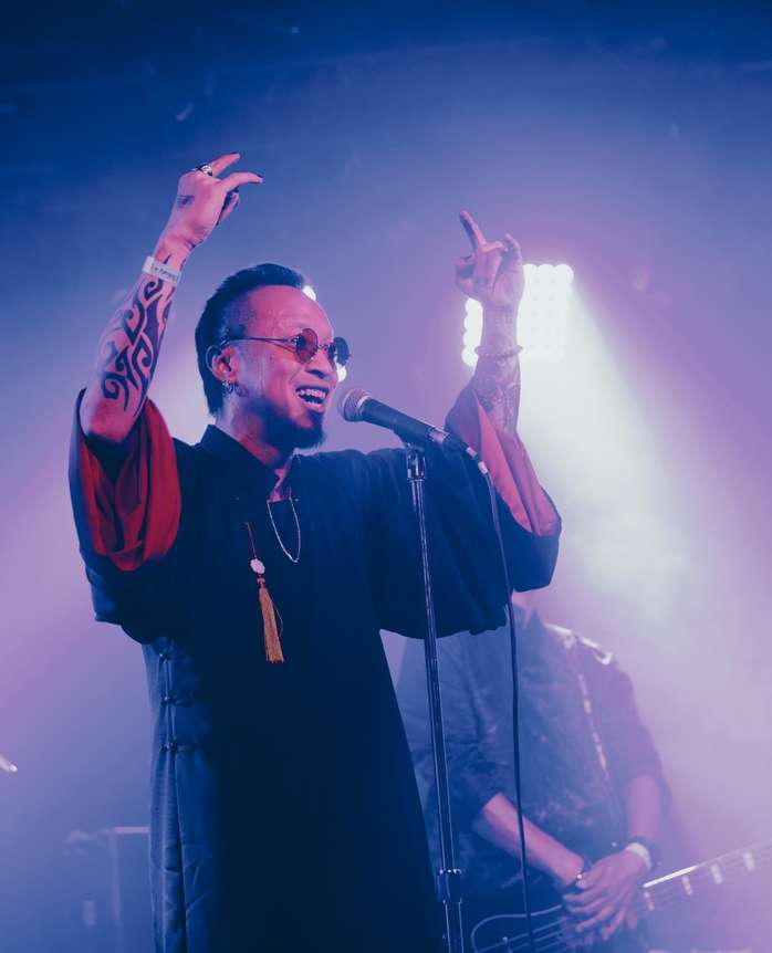 Ban nhạc rock Việt là khách mời tour thế giới của ban nhạc huyền thoại Trapt