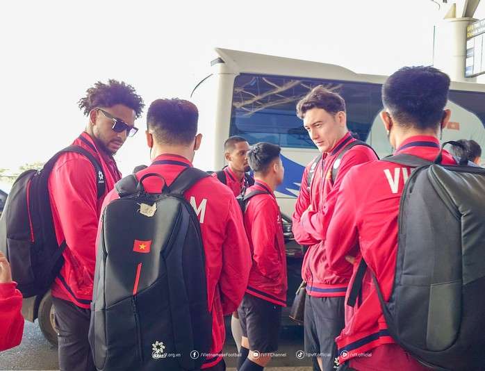  Đội trưởng Đỗ Duy Mạnh: Nguyễn Xuân Son là tiền đạo xuất sắc