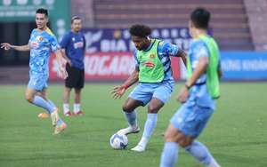  Đội trưởng Đỗ Duy Mạnh: Nguyễn Xuân Son là tiền đạo xuất sắc