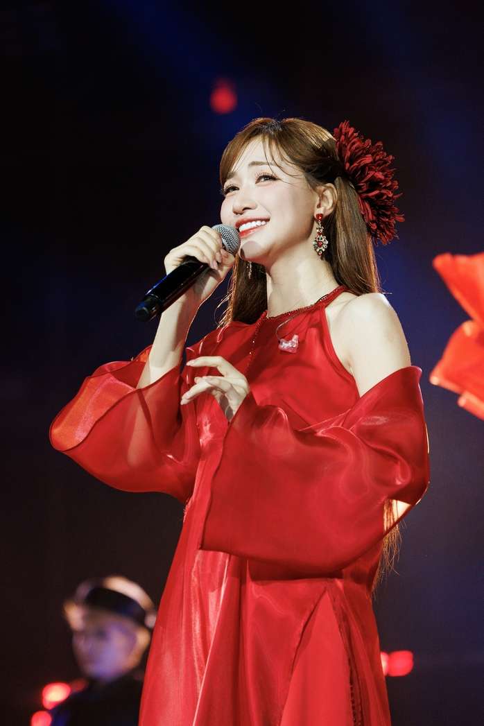  Quốc Thiên ủng hộ 200 triệu đồng đến đồng bào miền Trung