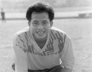 "Tiếu già" Hồ Văn Lợi - người nghệ sĩ trên sân cỏ