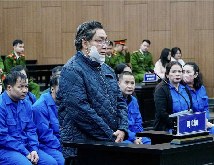  Cựu Phó Chánh án TAND Cấp cao tại Đà Nẵng xin được hưởng án treo để về chữa bệnh tim