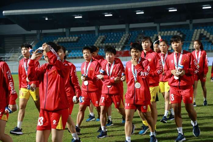 HLV Mai Đức Chung vẫn bỏ ngỏ khả năng dẫn dắt tuyển nữ Việt Nam