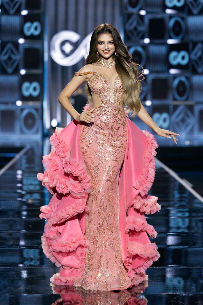 Khi người đẹp diện bikini