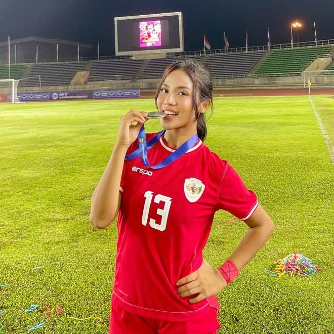 Top 10 nữ cầu thủ quyến rũ nhất thế giới 2025