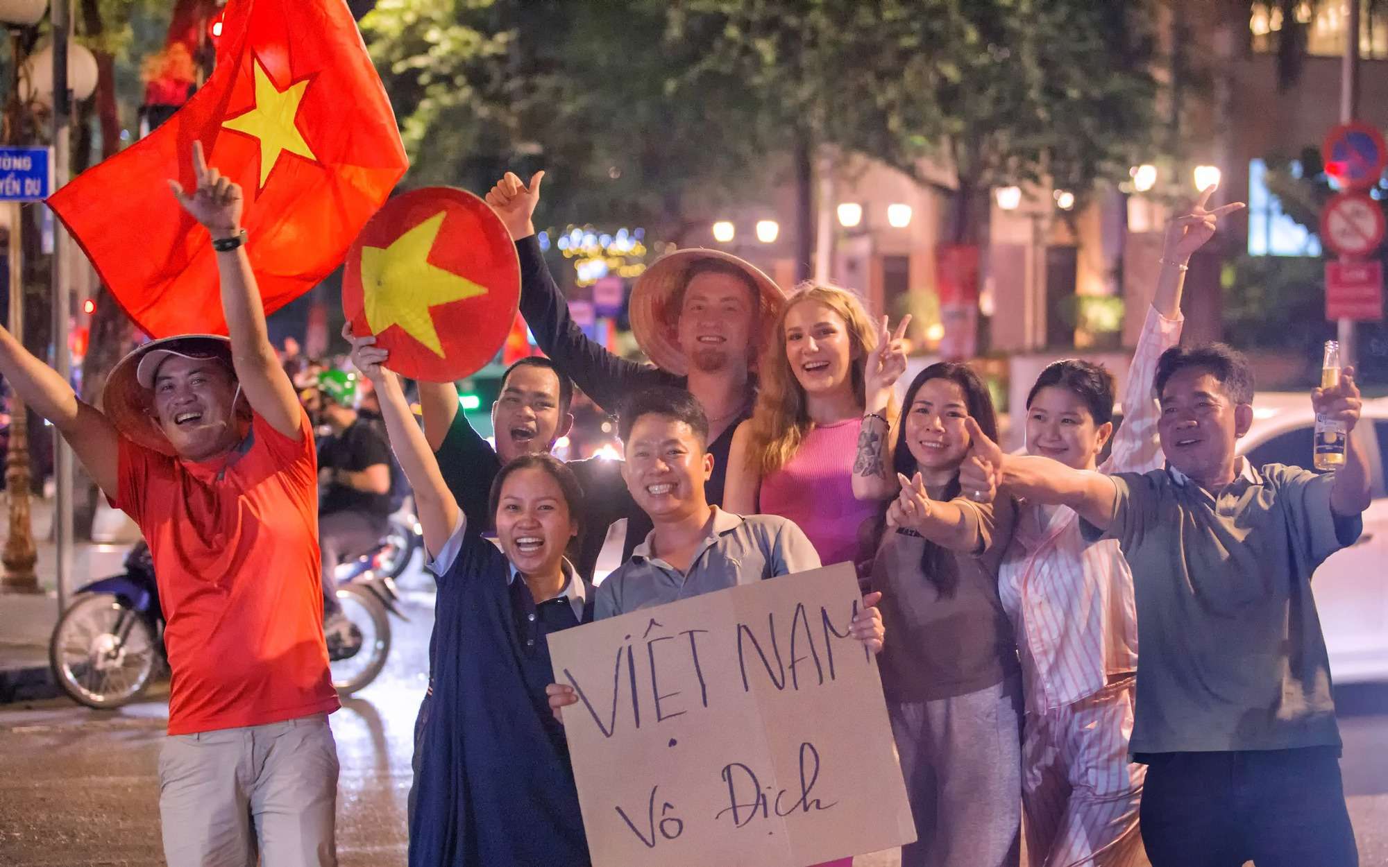 Truyền thông Indonesia: Gia hạn với HLV Kim Sang-sik, Việt Nam tránh "vết xe đổ" của PSSI